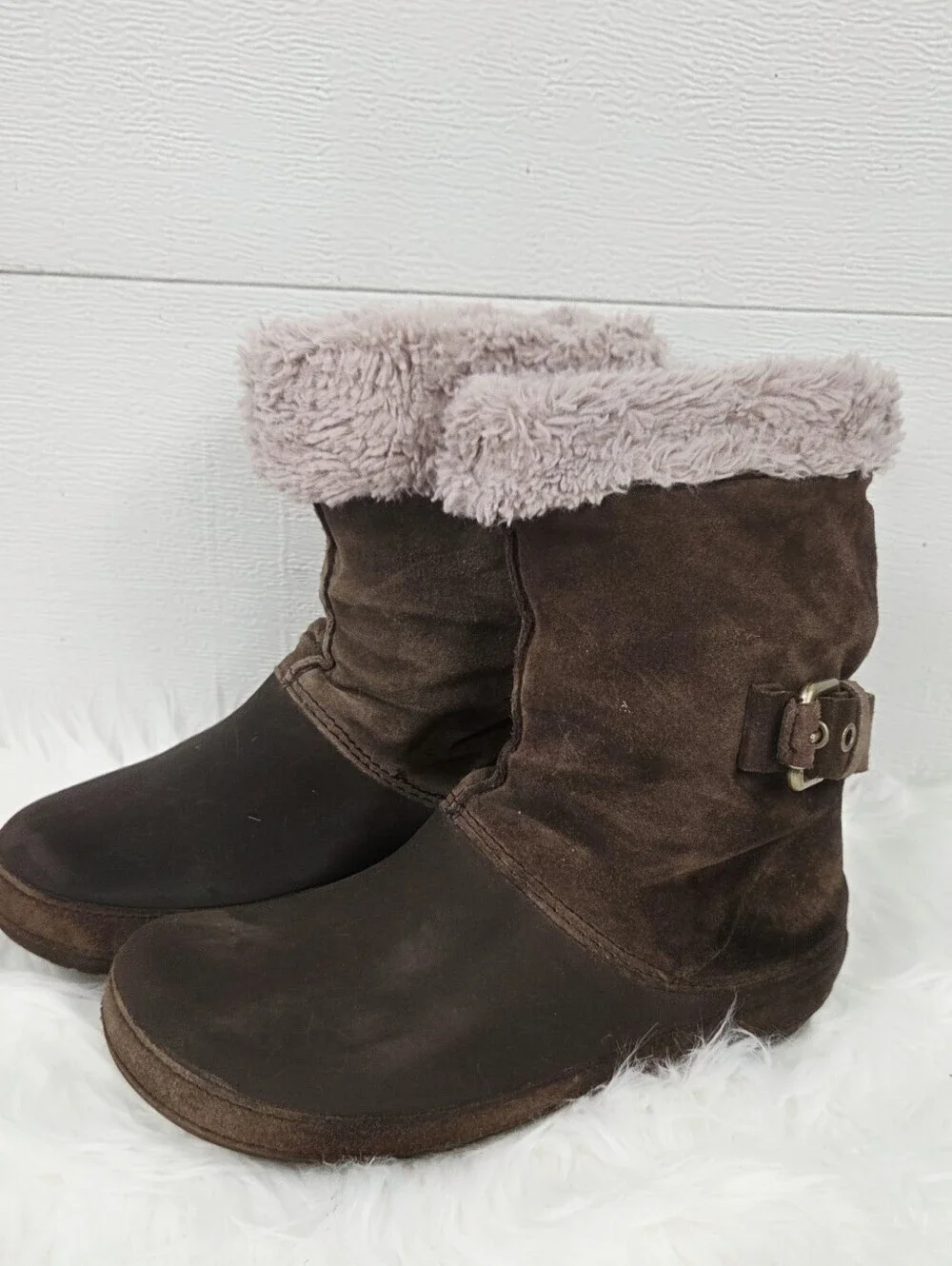 CROCS 9 Brown Faux Fur-Lined Mid-Calf Boots